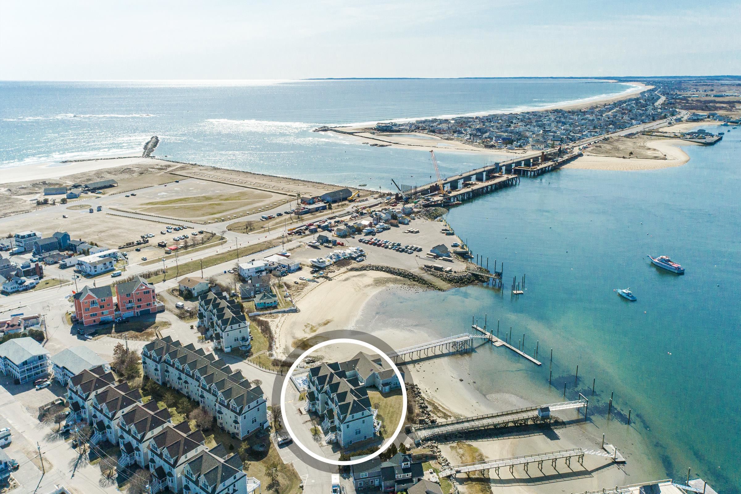 24 Harbor Road, Unit 3 Hampton, NH 03842 - Photo 1 of 59