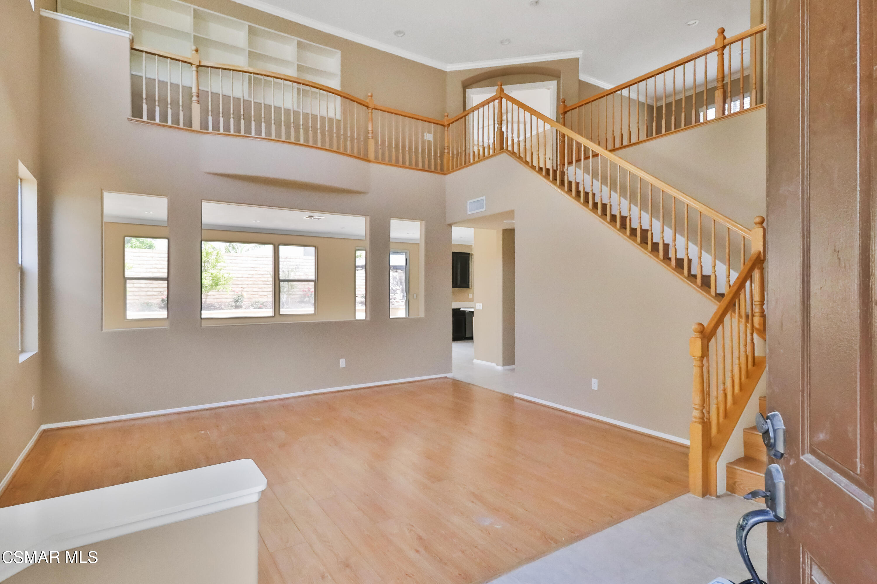 4877 Monument Street Simi Valley, CA 93063 - Photo 3 of 36 IMG_9347