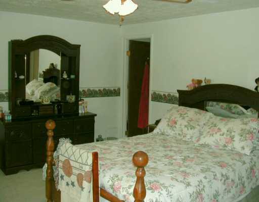 616 Deer Watch Road Bridgeville, PA 15017 - Photo 4 of 8 Master Bedroom.
