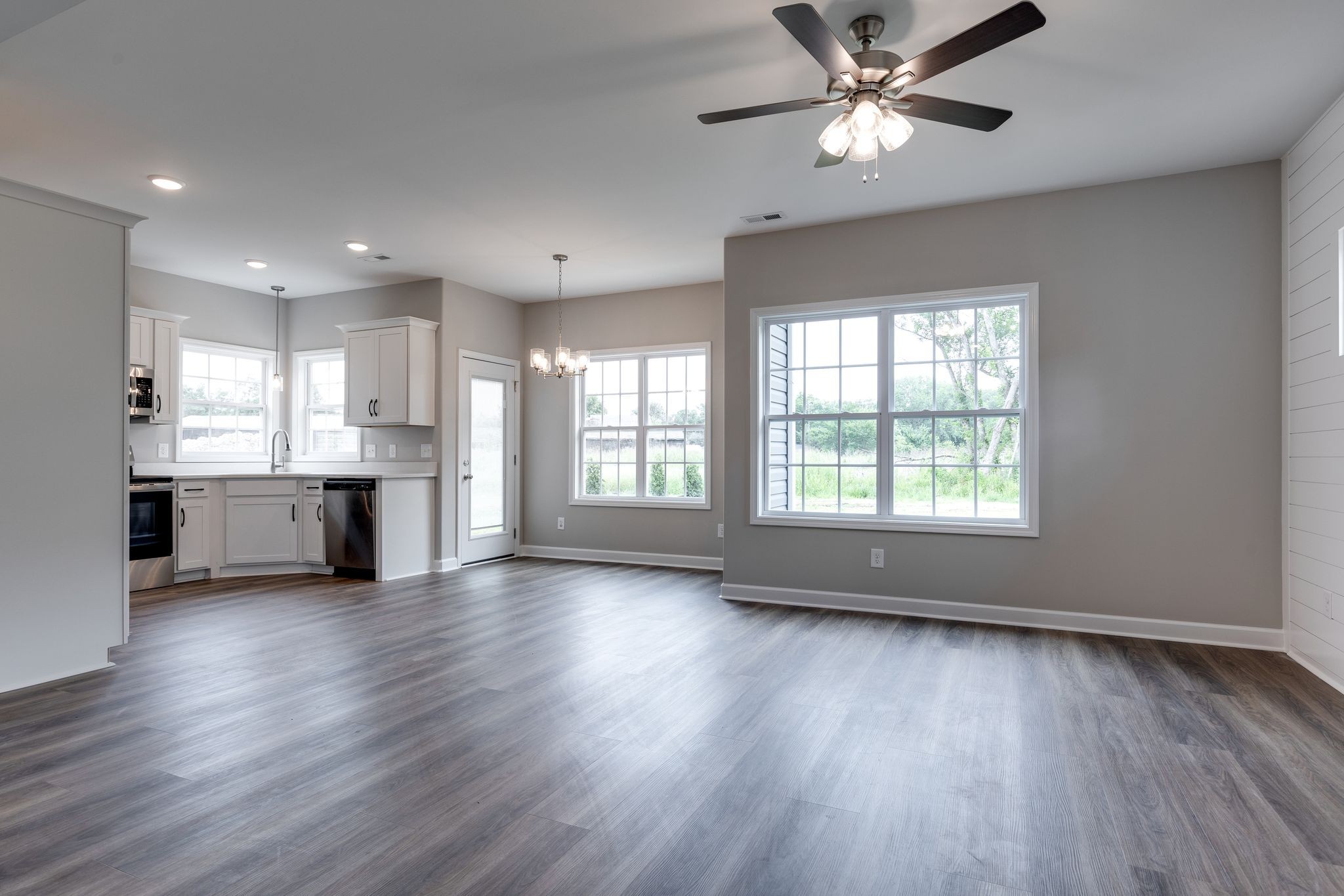 514 Edlin Street, Unit D Clarksville, TN 37043 - Photo 6 of 34