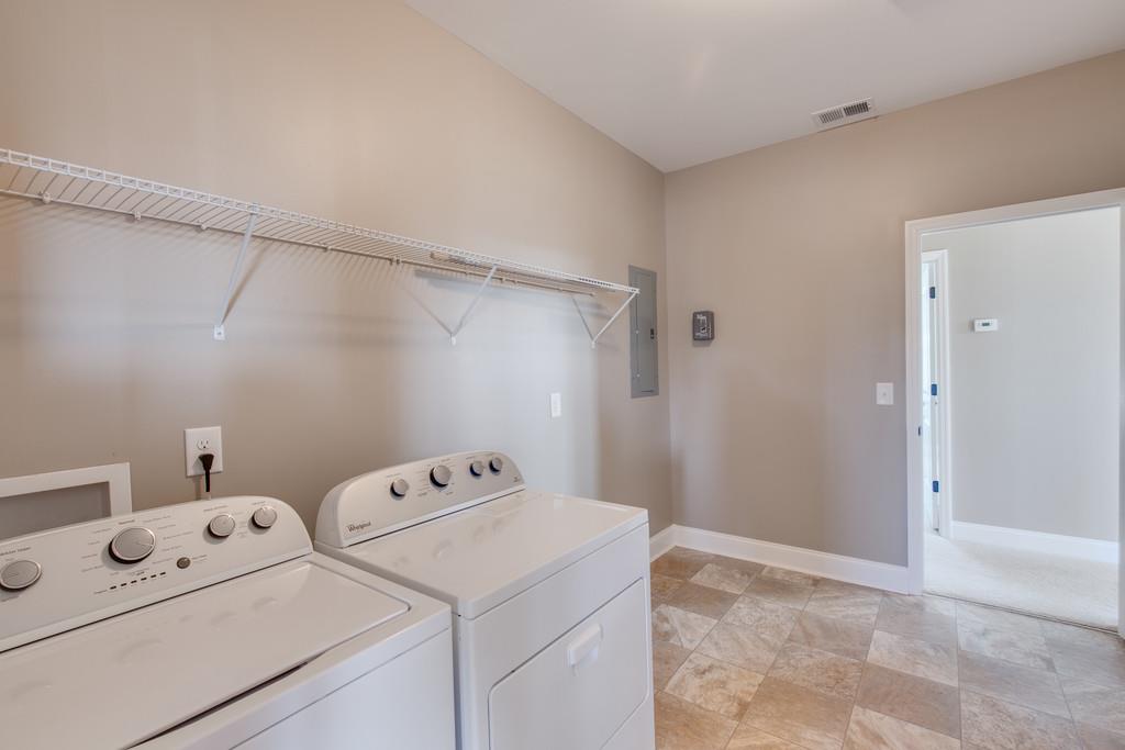 5482 Hickory Ridge Road Lebanon, TN 37090 - Photo 19 of 23 a utility room with dryer and washer