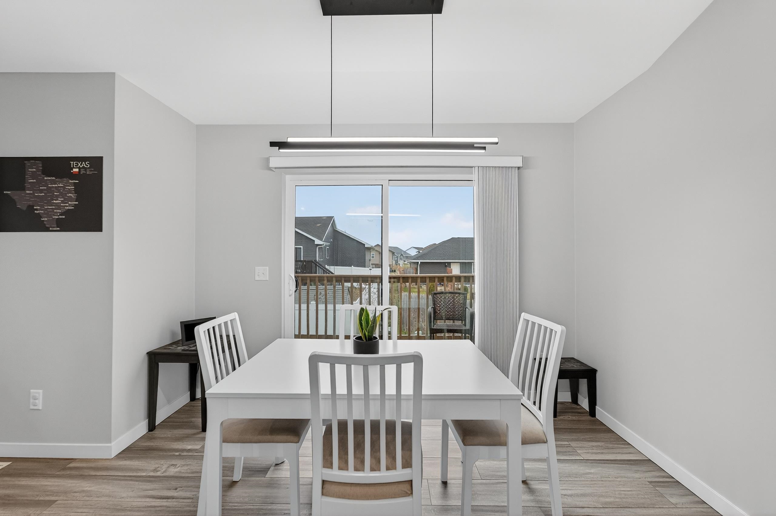 654 Locust Lane Evansville, WI 53536 - Photo 14 of 40