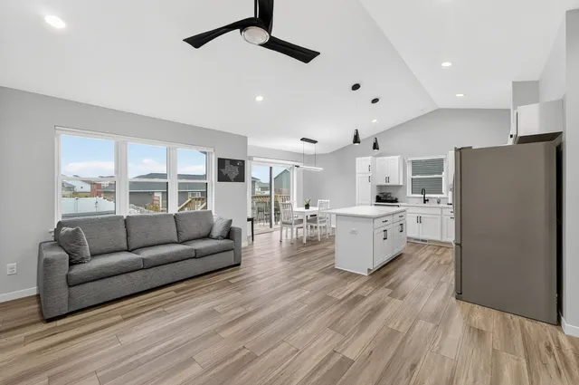 $389,000 | 654 Locust Lane, Evansville, WI 53536