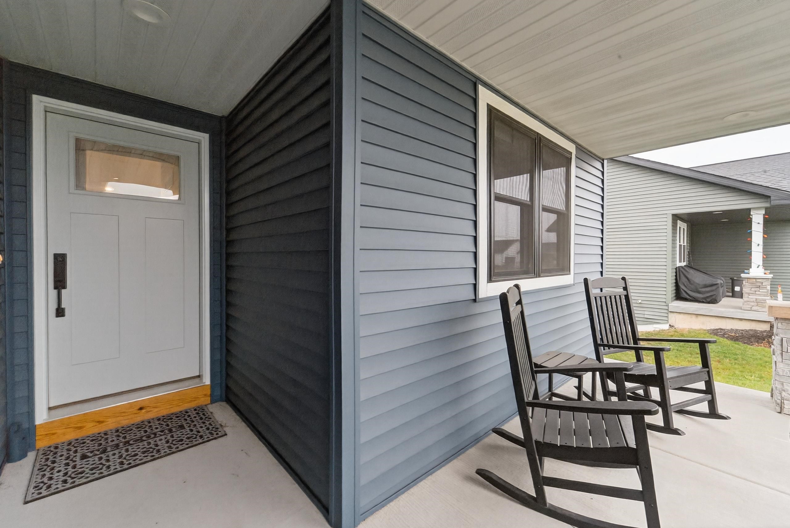 654 Locust Lane Evansville, WI 53536 - Photo 3 of 40