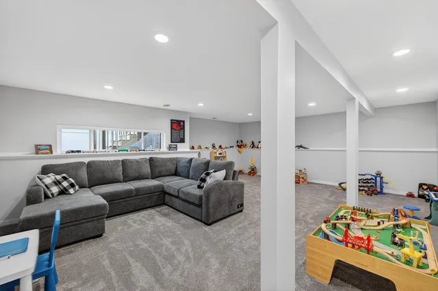 $389,000 | 654 Locust Lane, Evansville, WI 53536