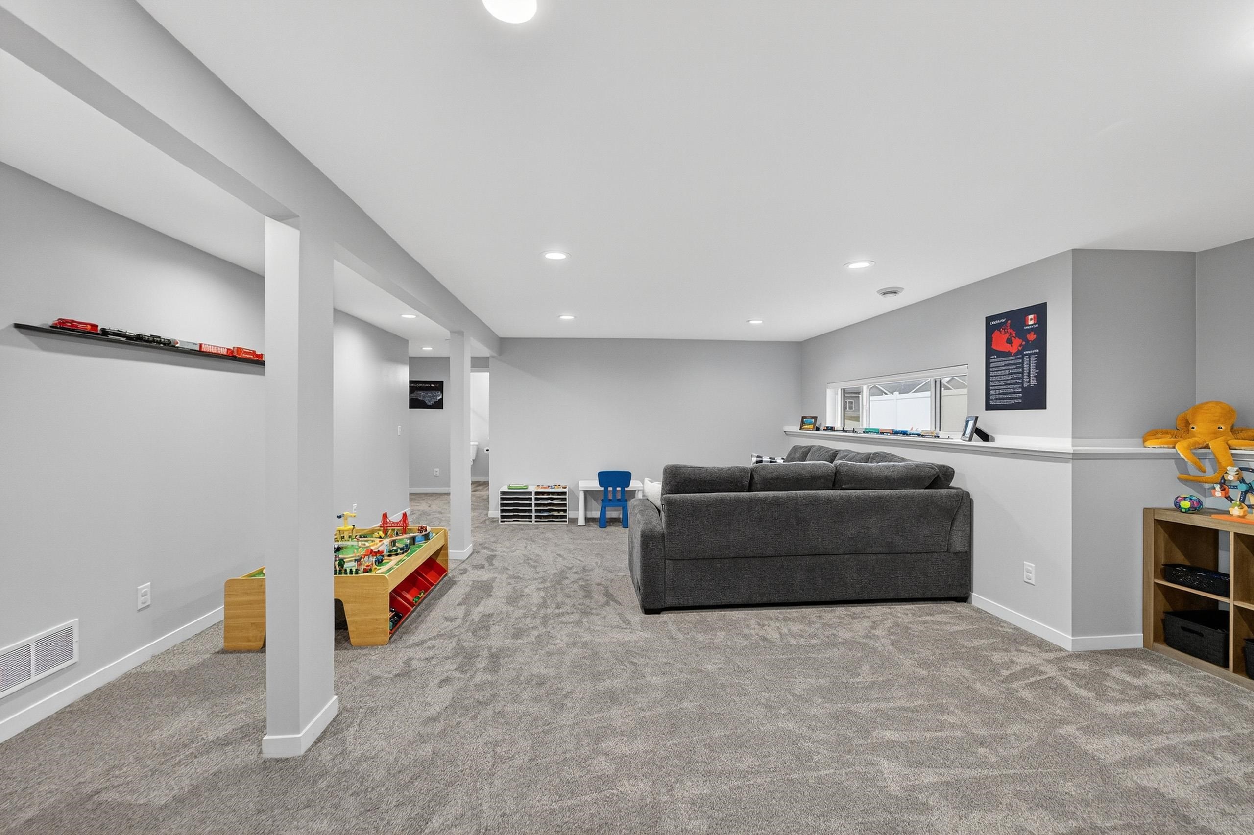 654 Locust Lane Evansville, WI 53536 - Photo 32 of 40