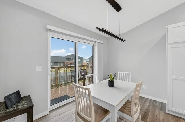 $389,000 | 654 Locust Lane, Evansville, WI 53536