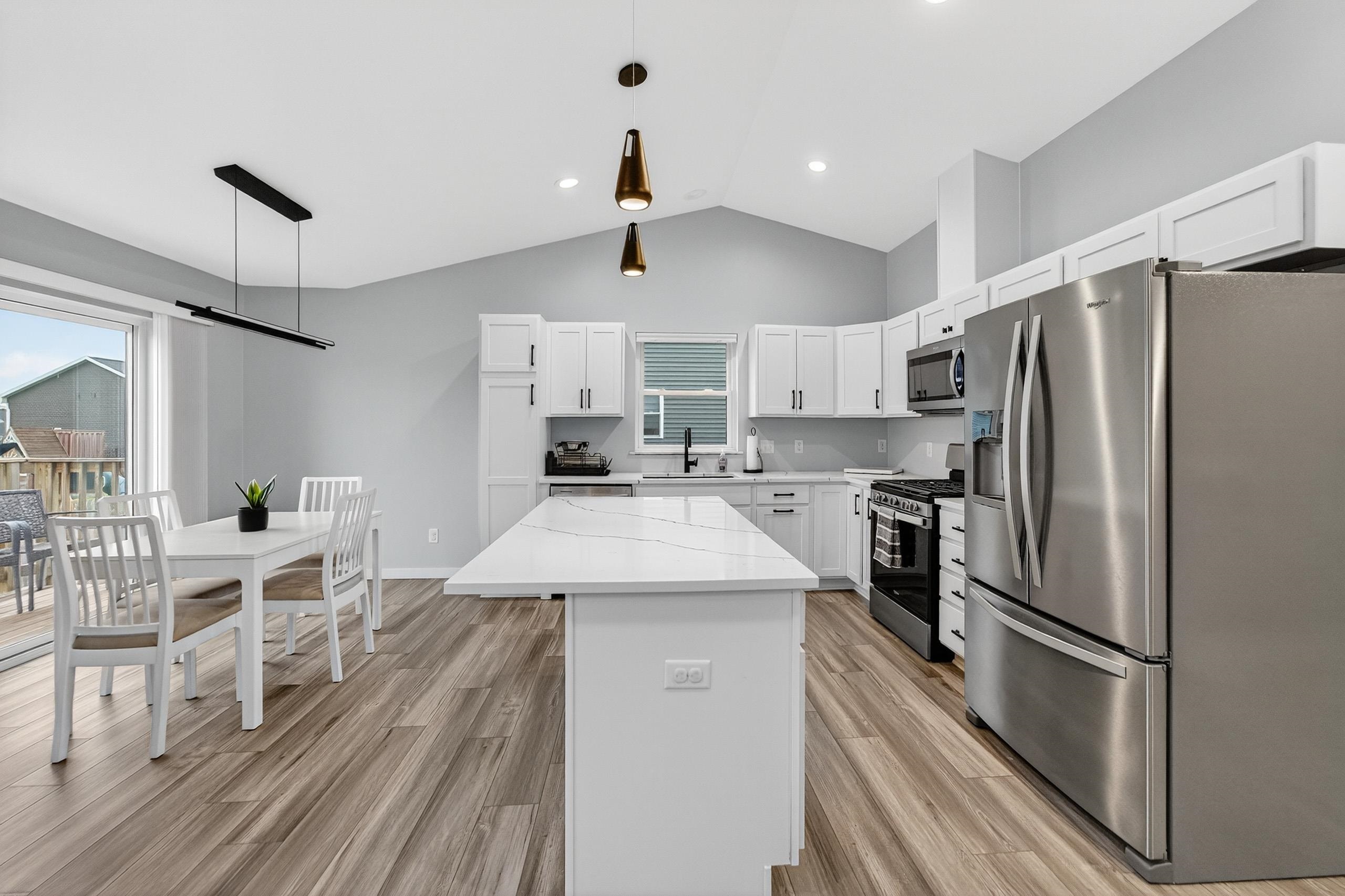 654 Locust Lane Evansville, WI 53536 - Photo 10 of 40