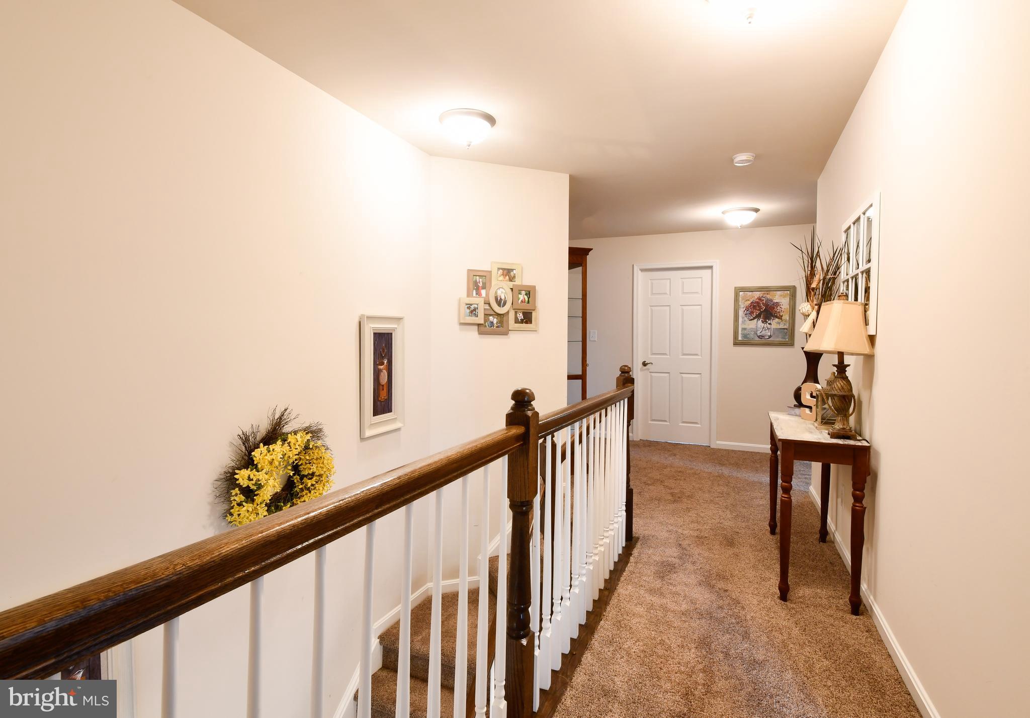 5230 Longbow Road King George, VA 22485 - Photo 36 of 51 Upstairs hallway