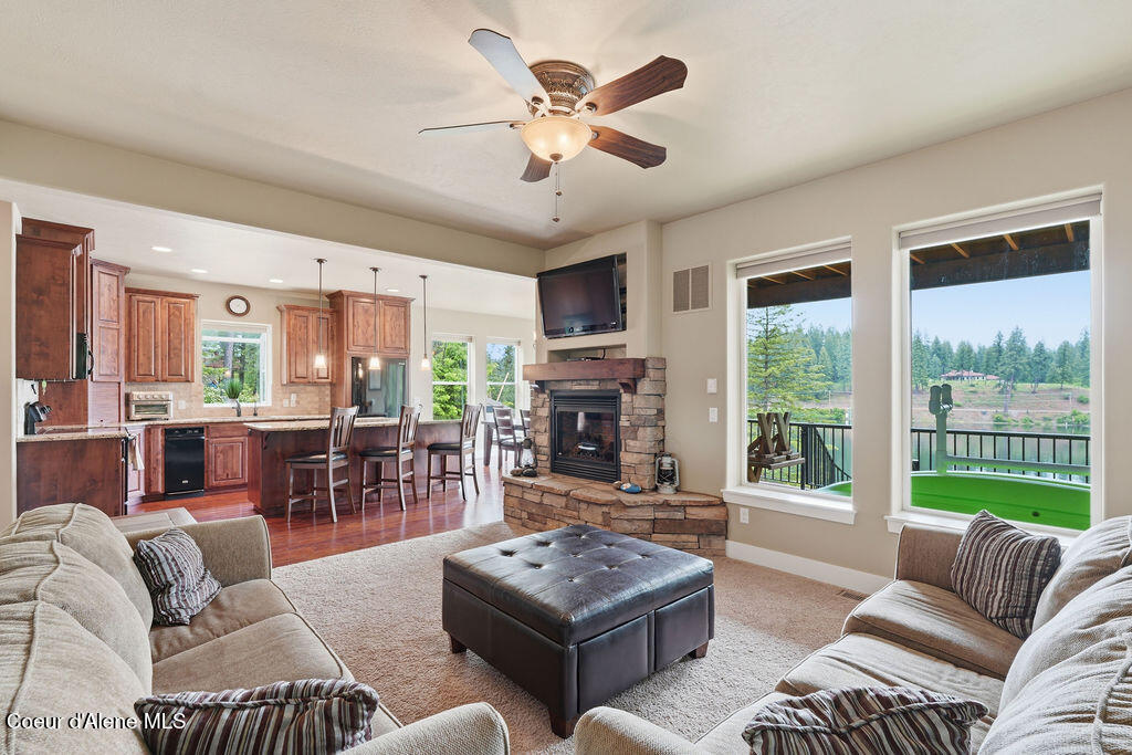 23896-2389 North Bridge Lake Road Rathdrum, ID 83858 - Photo 11 of 48 DSC00401