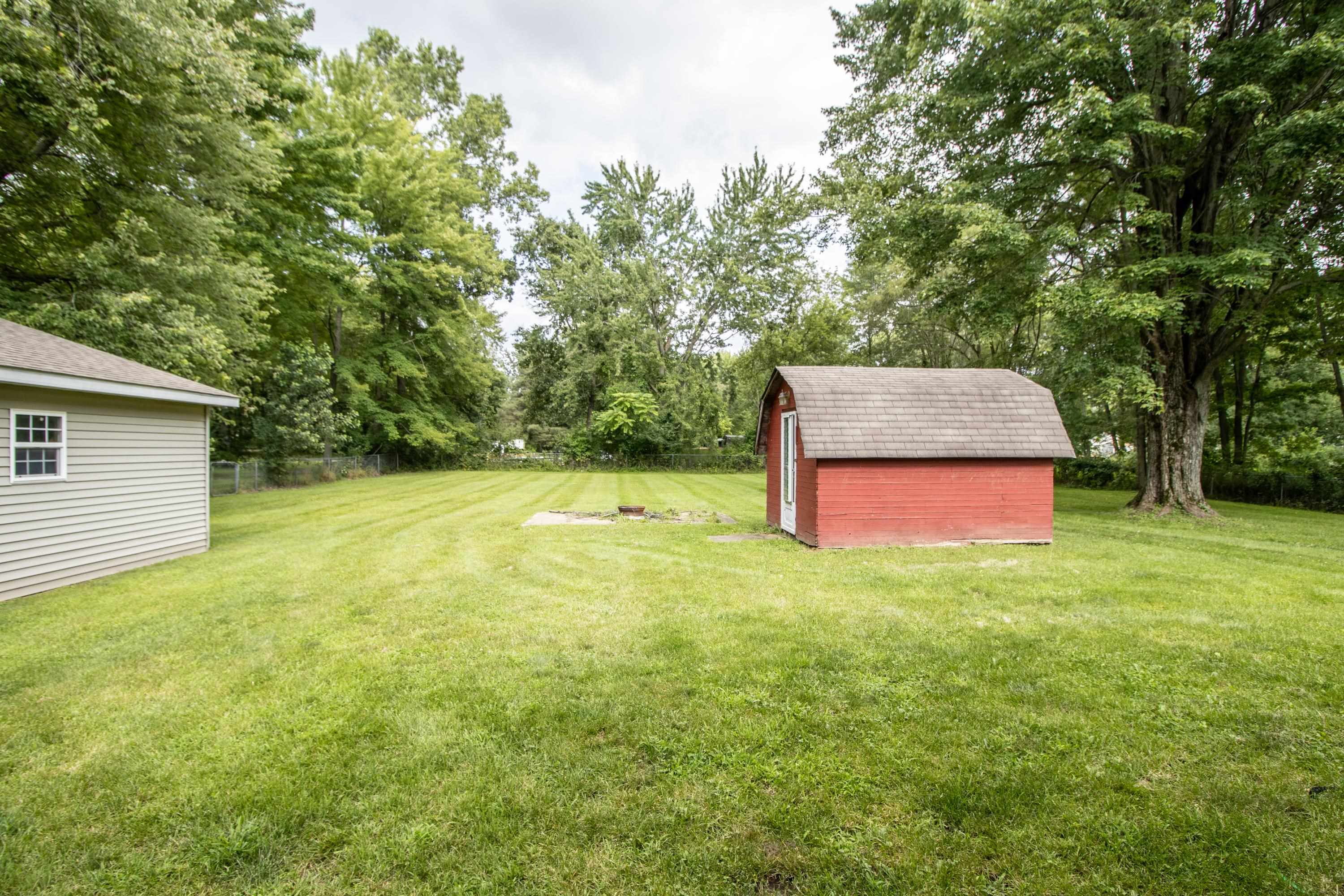 8288 Neff Road Mount Morris, MI 48458 - Photo 36 of 43 50149826-88c547cd-3c3b-4519-95fc-d8cd5da64802.JPG