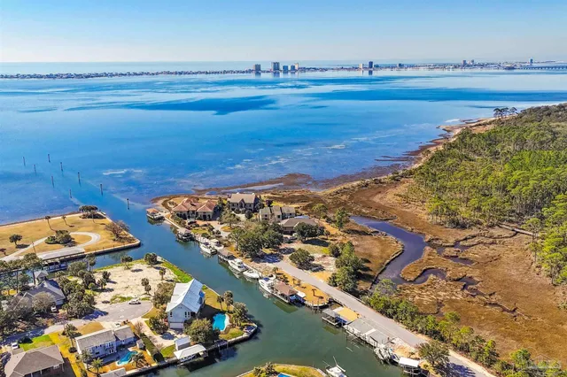 $579,000 | 850 Silver Strand Street, Gulf Breeze, FL 32563