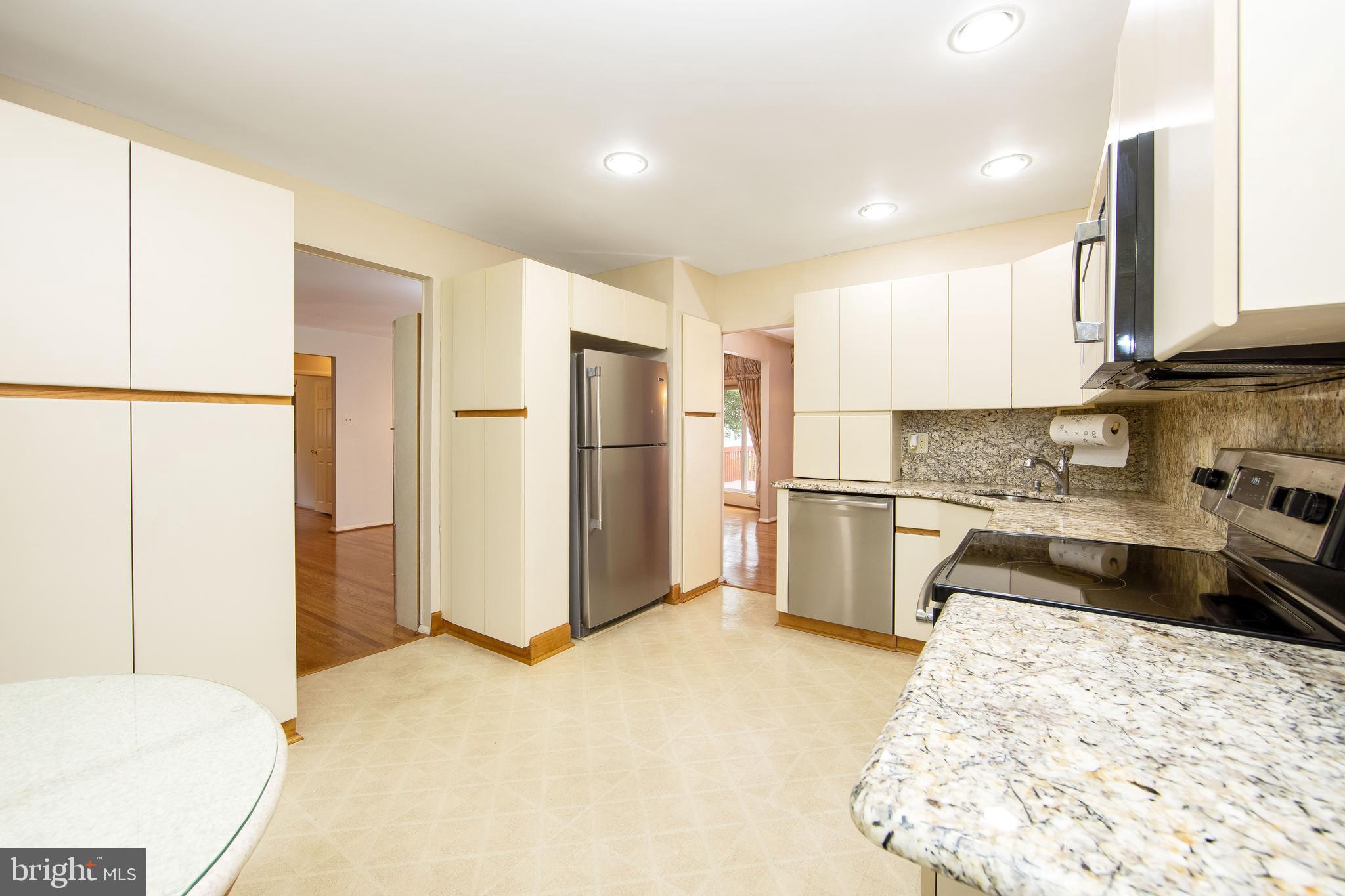 17 Strathmore Drive Cherry Hill, NJ 08003 - Photo 13 of 42 Eat In Kitchen with Tons of Storage!