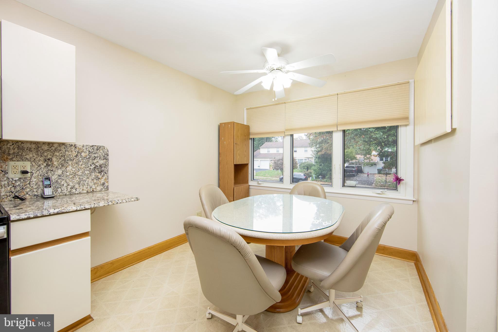 17 Strathmore Drive Cherry Hill, NJ 08003 - Photo 9 of 42 Eat-In Kitchen