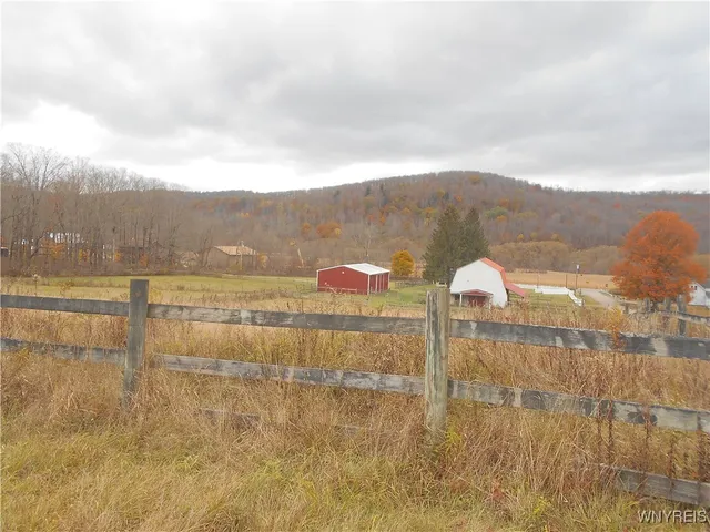 $189,900 | 4685 Highway 98, Humphrey, NY 14741