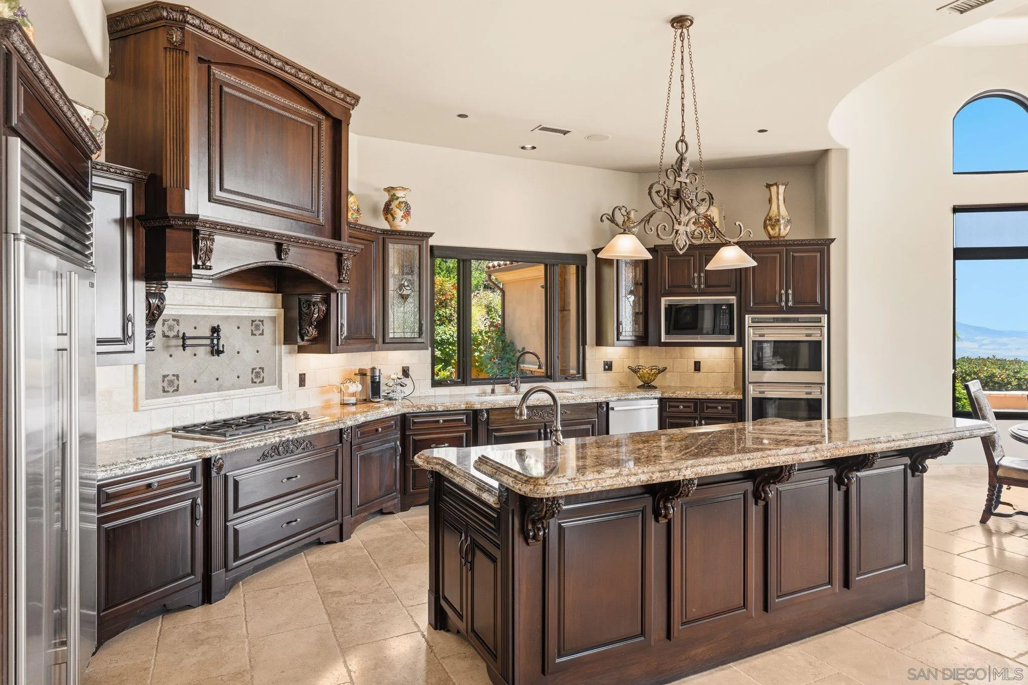 18323 Via Ambiente Rancho Santa Fe, CA 92067 - Photo 16 of 68 Gallery Image 16
