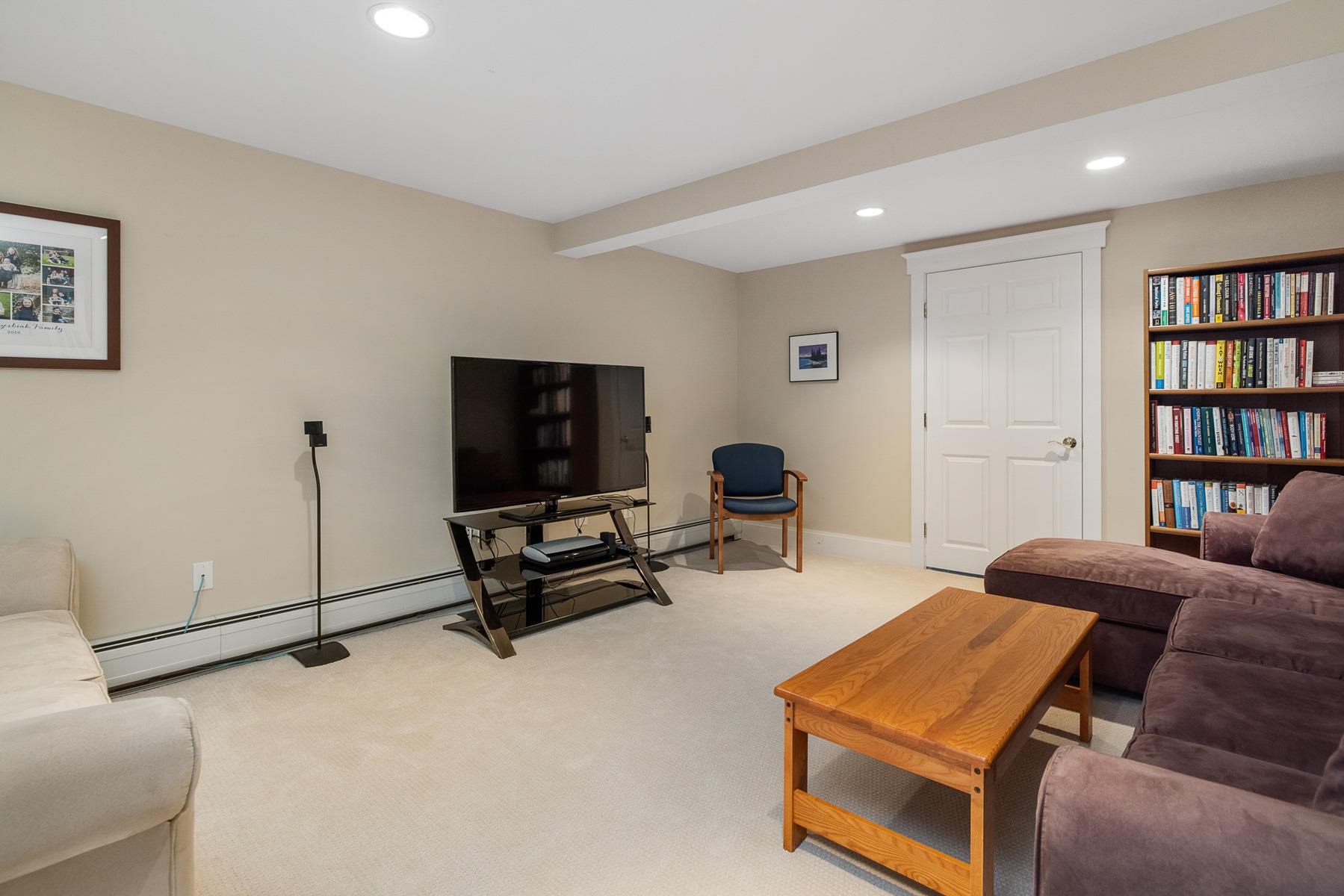 14 Riverview Road Durham, NH 03824 - Photo 24 of 40