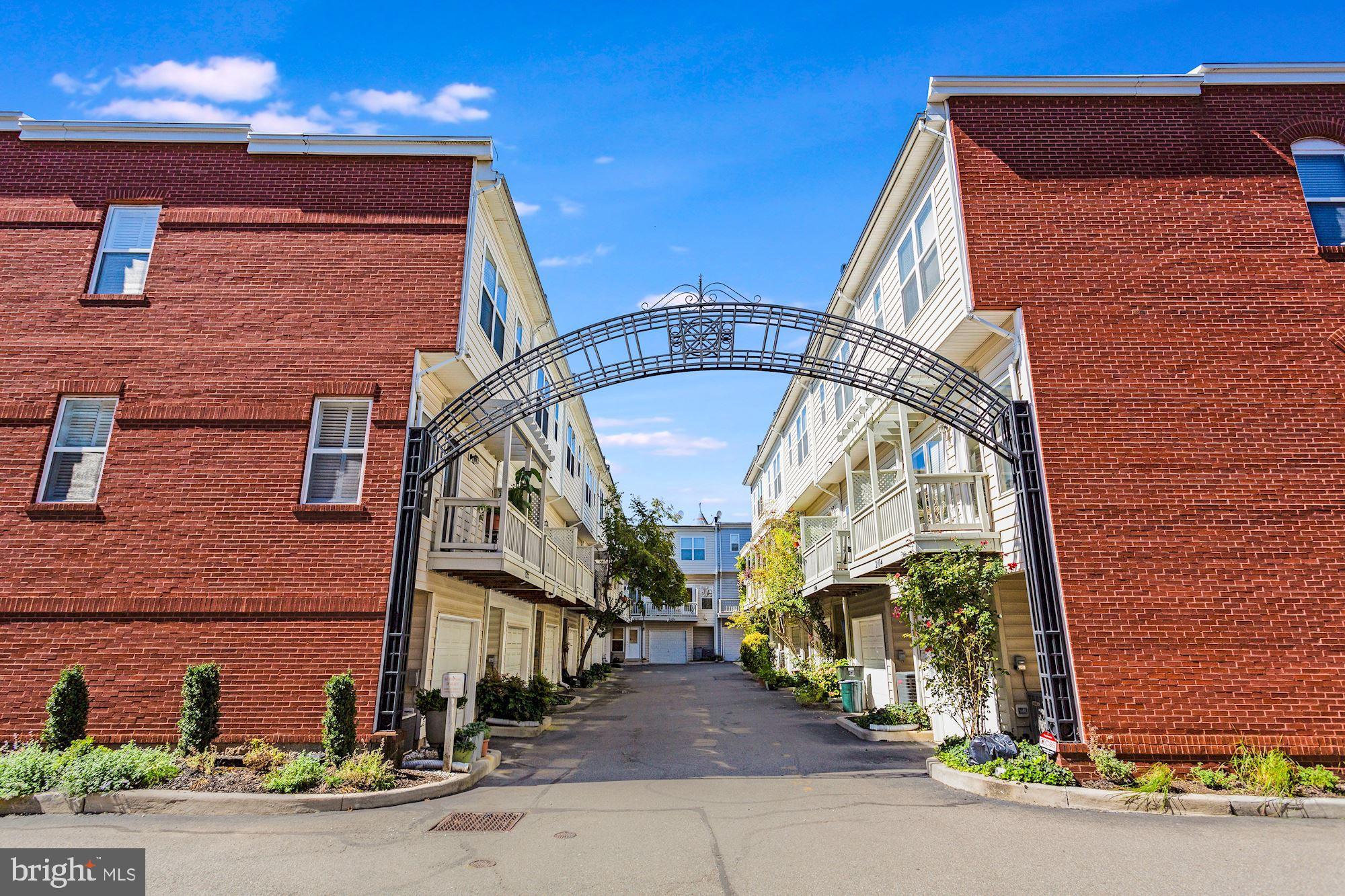 1219 V Street Northwest Washington, DC 20009 - Photo 9 of 50