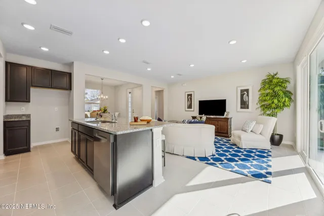 $325,900 | 6266 Weston Woods Drive, Unit 9, Jacksonville, FL 32222