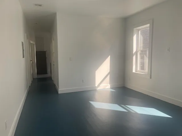 $2,300 | 18 Warner Avenue, Unit 2, Jersey City, NJ 07305