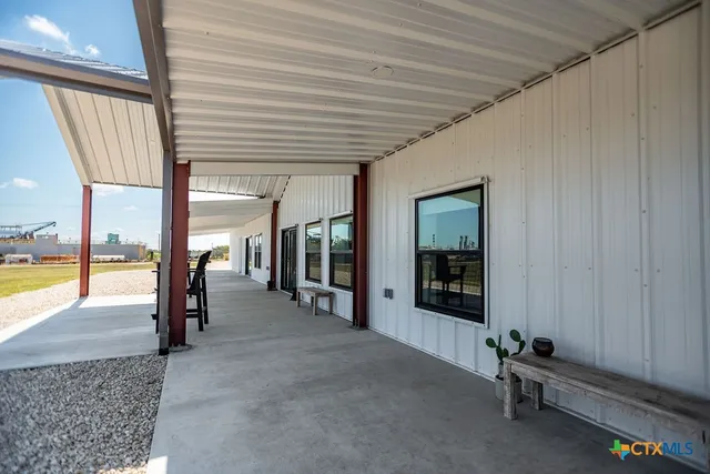 $1,450,000 | 55 Highway 316, Port Lavaca, TX 77979