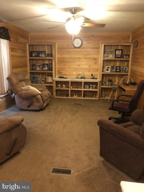 41 Jeffrey Road Gordonville, PA 17529 - Photo 3 of 10 family room