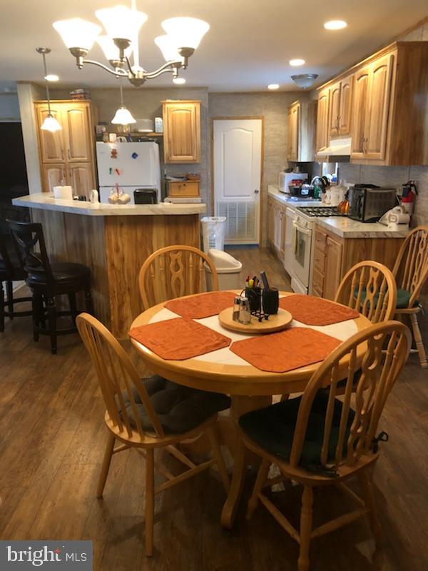 41 Jeffrey Road Gordonville, PA 17529 - Photo 4 of 10 kitchen