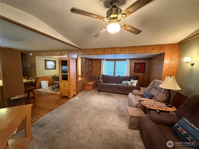 $89,900 | 20718 9th Ave Court East, Unit 38, Spanaway, WA 98387