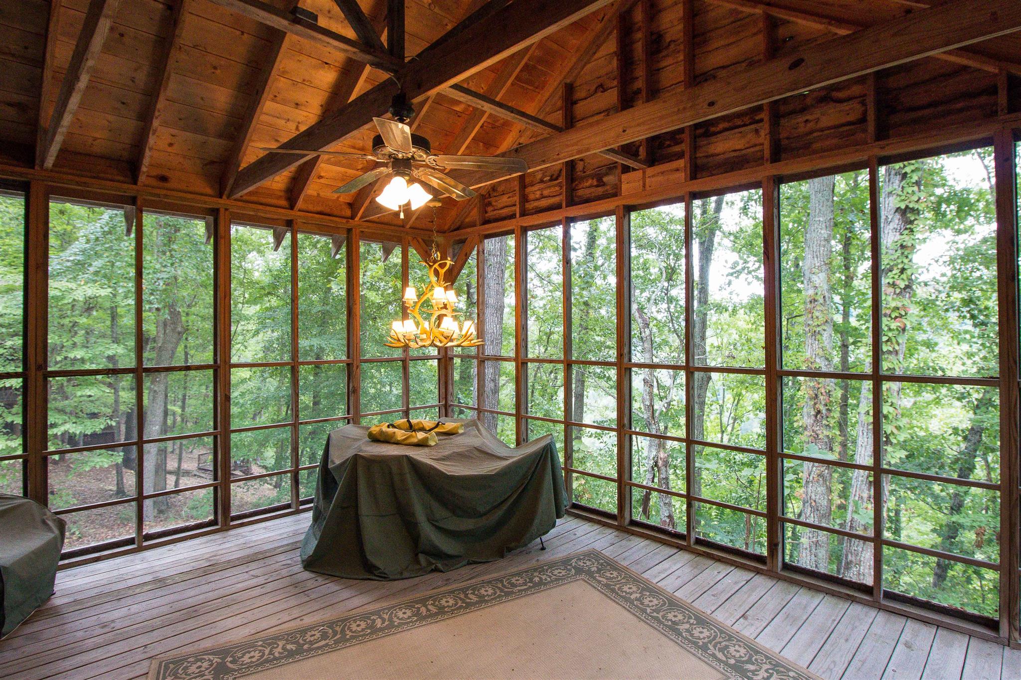 553 Rocky Top Road Sparta, TN 38583 - Photo 5 of 30 Gallery Image 5
