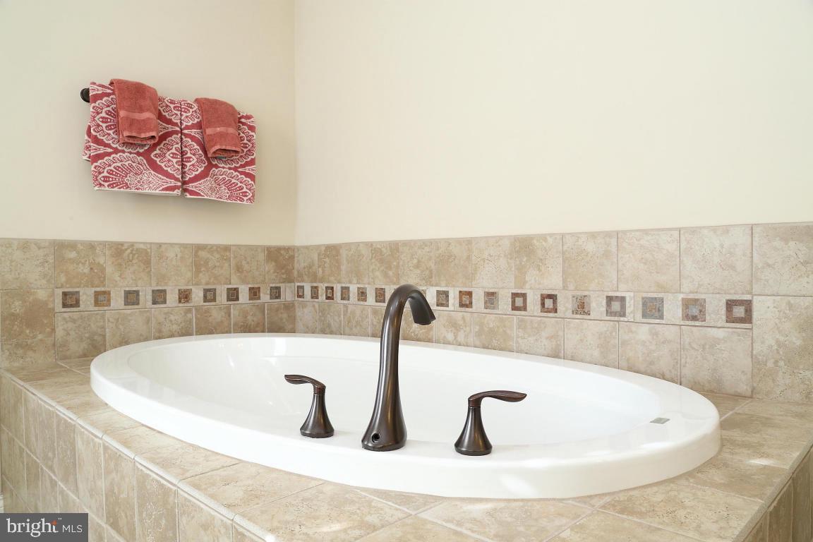 308 Bowyer Lane Lititz, PA 17543 - Photo 22 of 30 Gallery Image 22