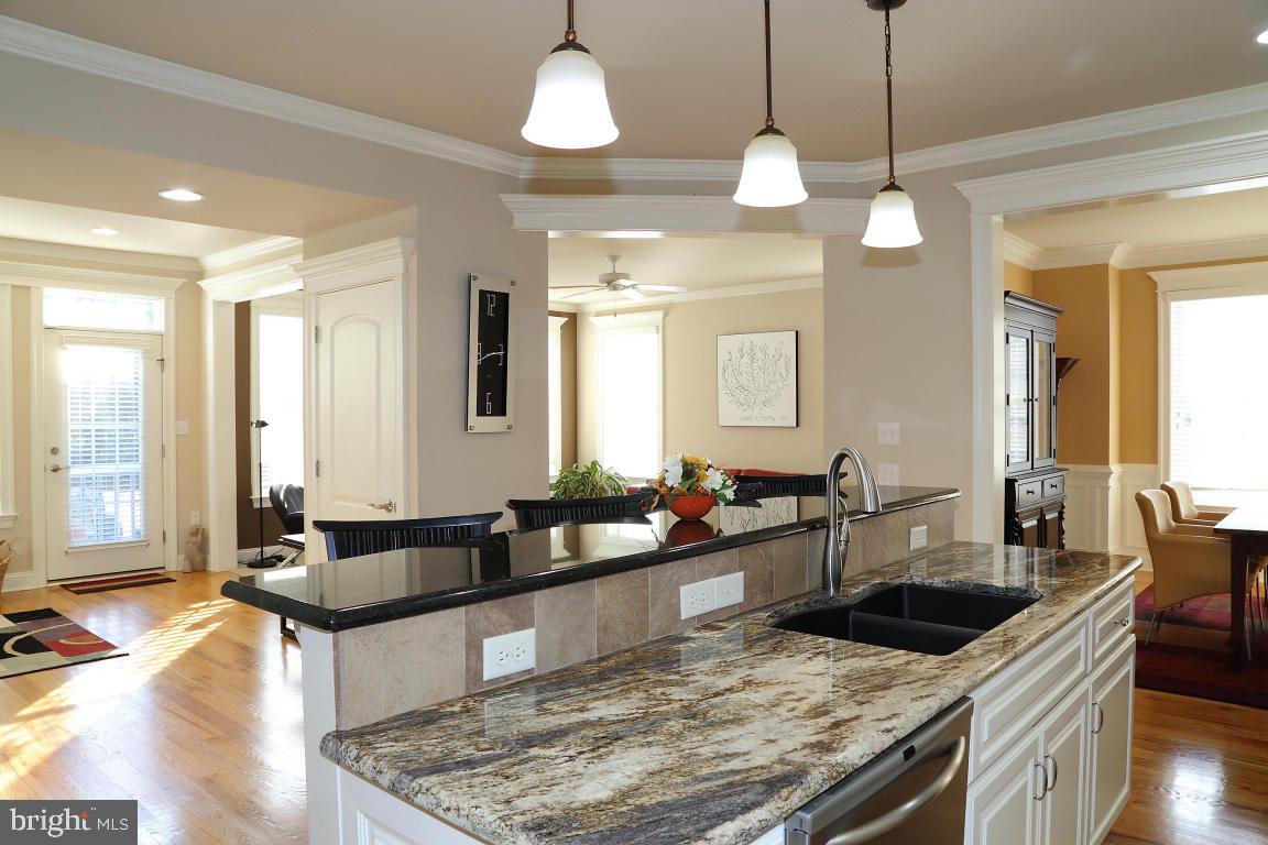 308 Bowyer Lane Lititz, PA 17543 - Photo 4 of 30 Gallery Image 4