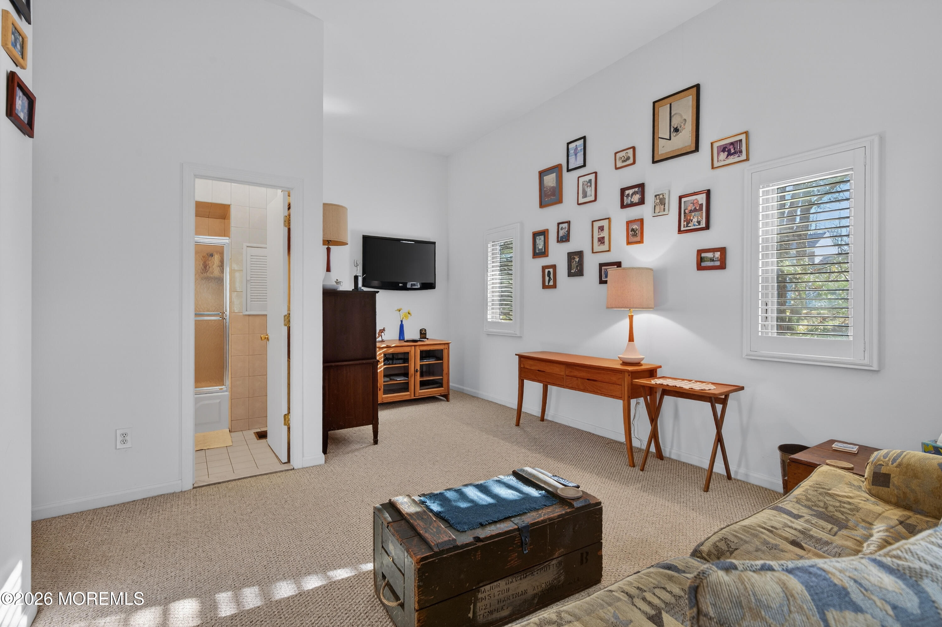 184 Smithburg Road Manalapan, NJ 07726 - Photo 23 of 45 033