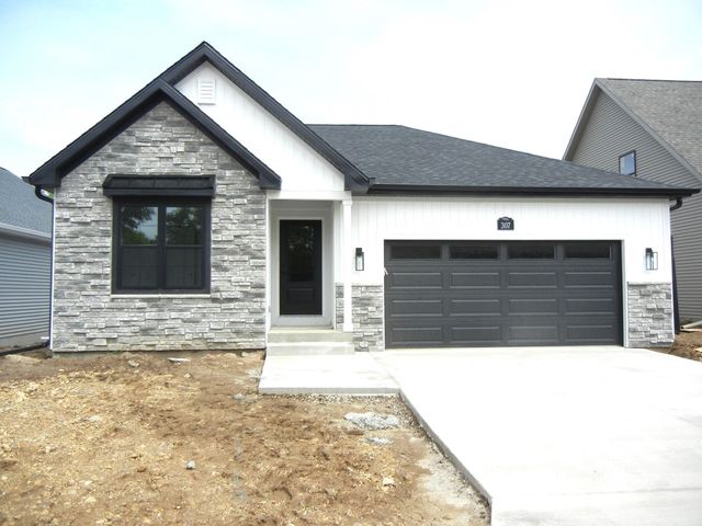 Lt17 Lt17 Evan Dr Lake, Lake Geneva, WI 53147