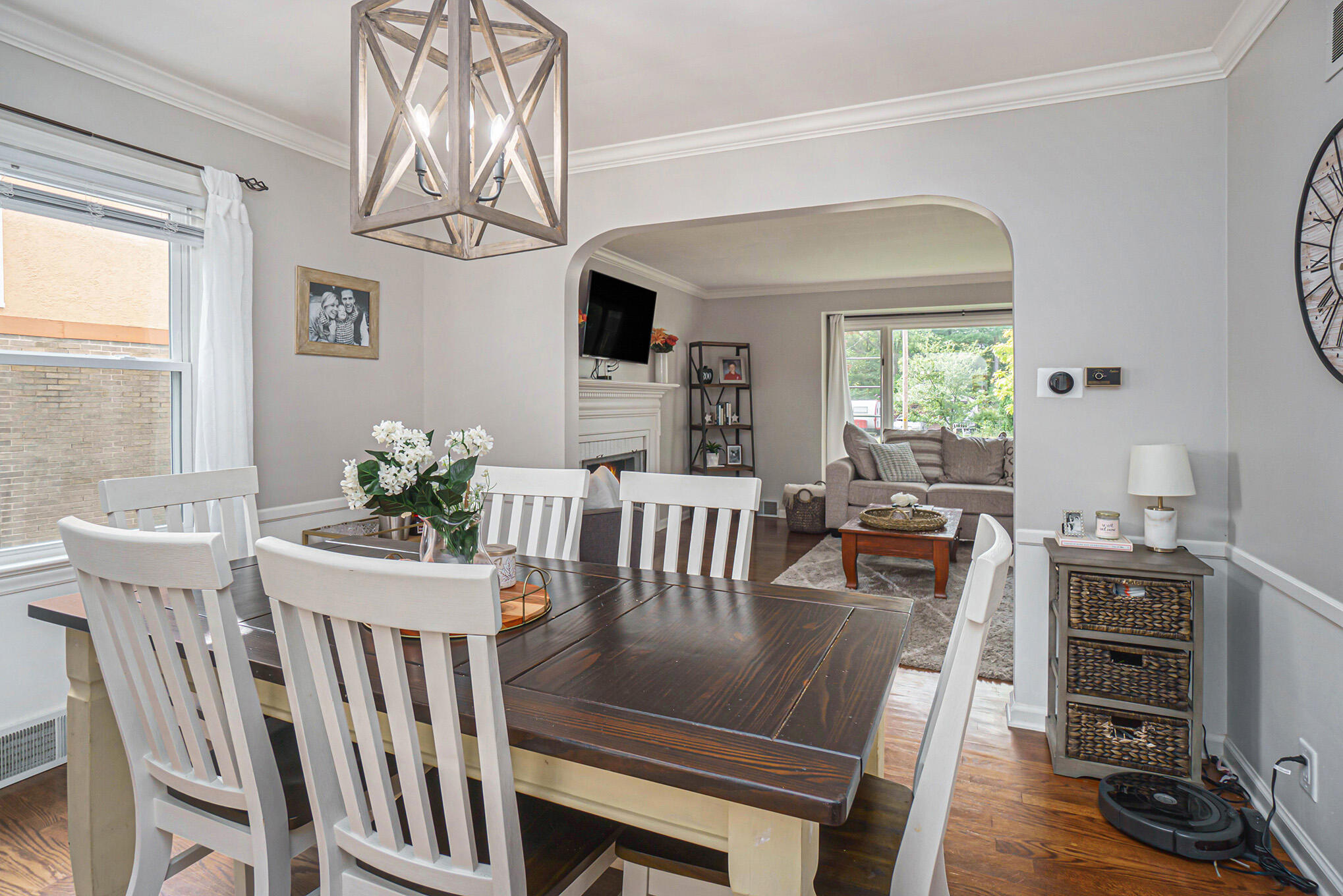 2343 Tipperary Road Kalamazoo, MI 49008 - Photo 5 of 23 Dining/Library