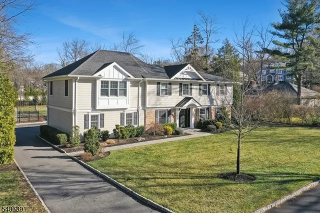 $2,795,000 | 9 Westview Road, Short Hills, NJ 07078