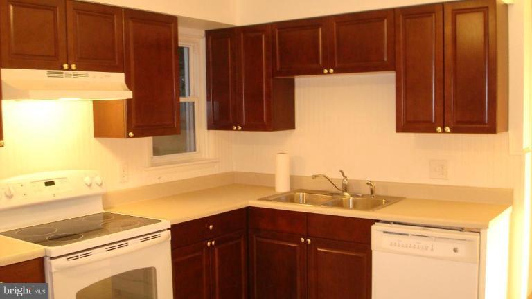 3000 Rolling Rd. Windsor Mill, MD 21244 - Photo 4 of 7 Kitchen #2