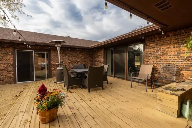 $499,900 | 8126 203rd Avenue, Bristol, WI 53104