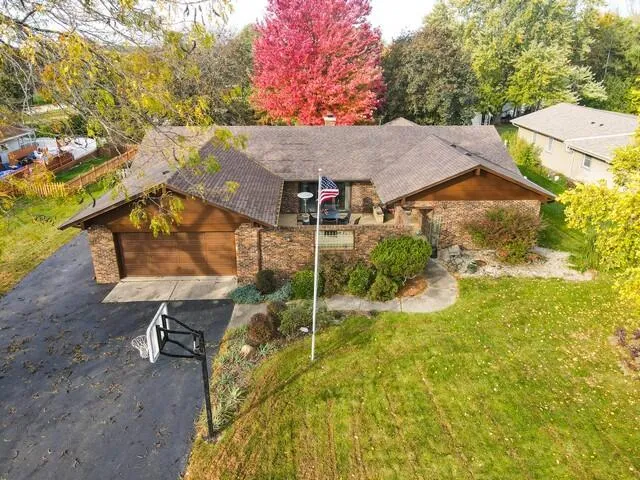 $499,900 | 8126 203rd Avenue, Bristol, WI 53104