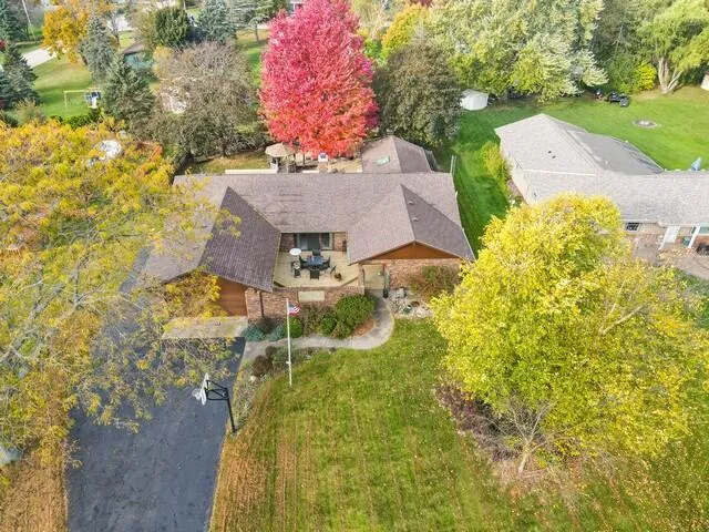 $499,900 | 8126 203rd Avenue, Bristol, WI 53104