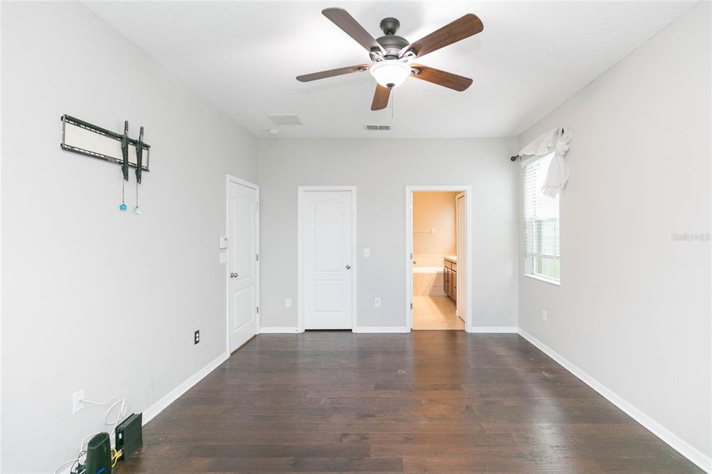 515 Vista Ridge Drive Ruskin, FL 33570 - Photo 21 of 57