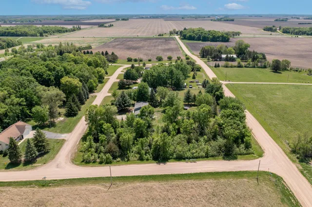 $60,000 | Xxx Woodview Lane, Le Center, MN 56057