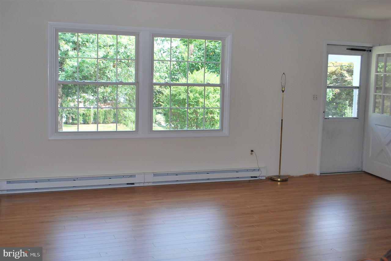 11 Hilltop Road Boiling Springs, PA 17007 - Photo 7 of 23 Gallery Image 7