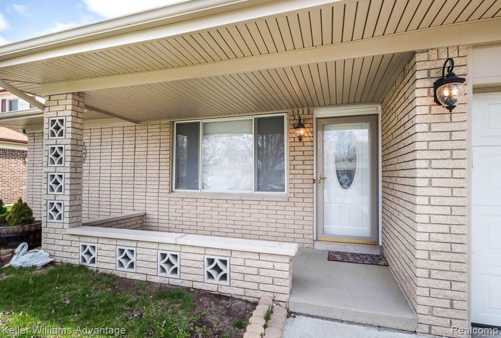 7588 Kingsbridge Road Canton, MI 48187 - Photo 28 of 33