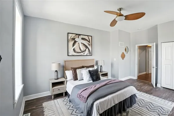 $299,000 | 4925 Fountain Avenue, St. Louis, MO 63113