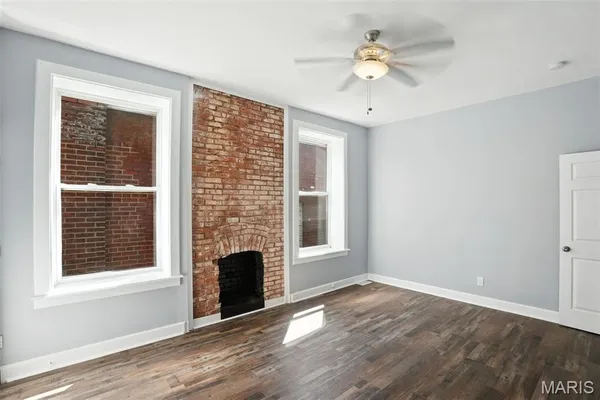 $299,000 | 4925 Fountain Avenue, St. Louis, MO 63113