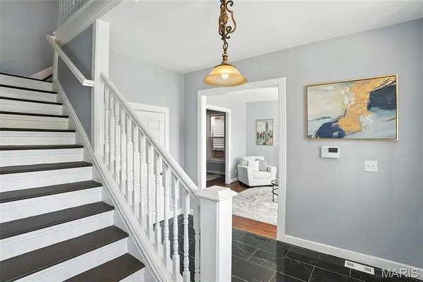 $299,000 | 4925 Fountain Avenue, St. Louis, MO 63113