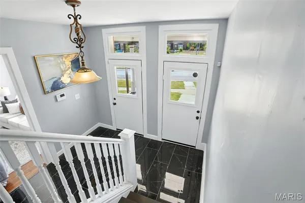 $299,000 | 4925 Fountain Avenue, St. Louis, MO 63113