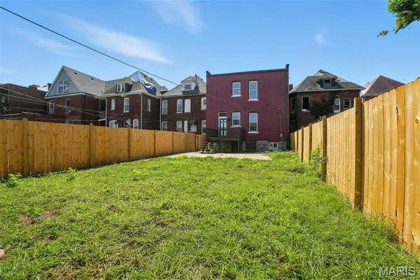 $299,000 | 4925 Fountain Avenue, St. Louis, MO 63113