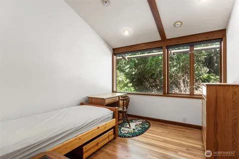 $1,498,000 | 19611 Northeast Redmond Road, Redmond, WA 98053