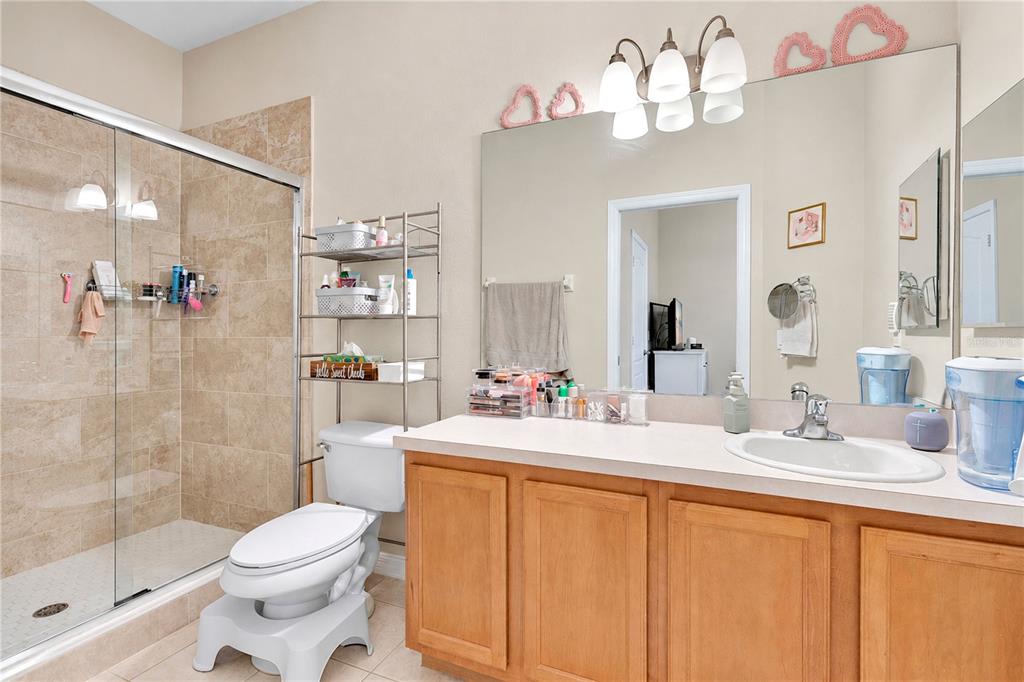 3423 Wilshire Way Road, Unit 27 Orlando, FL 32829 - Photo 14 of 38 Gallery Image 14